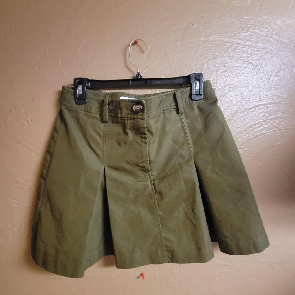 Size 6 Short Pleated Front Olive Green Skirt #141